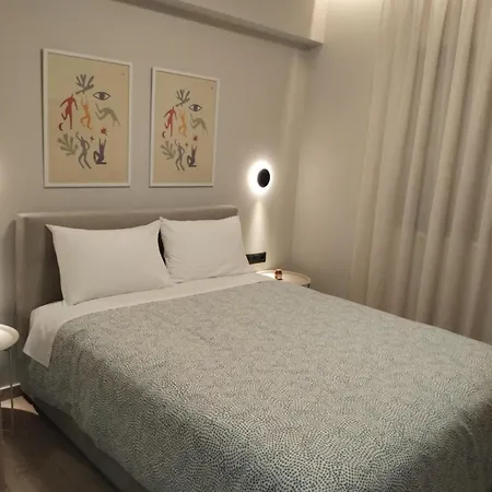 Simple, Calm And Luxurious Apartman