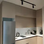 아파트 Simple, Calm And Luxurious *