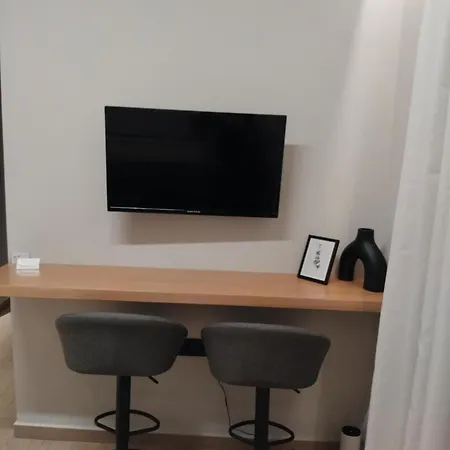 아파트 Simple, Calm And Luxurious 칼라마타