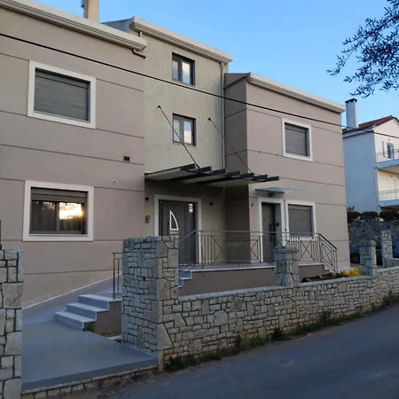 Simple, Calm And Luxurious * Kalamata