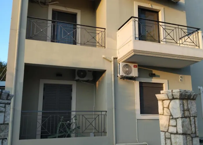 Simple, Calm And Luxurious